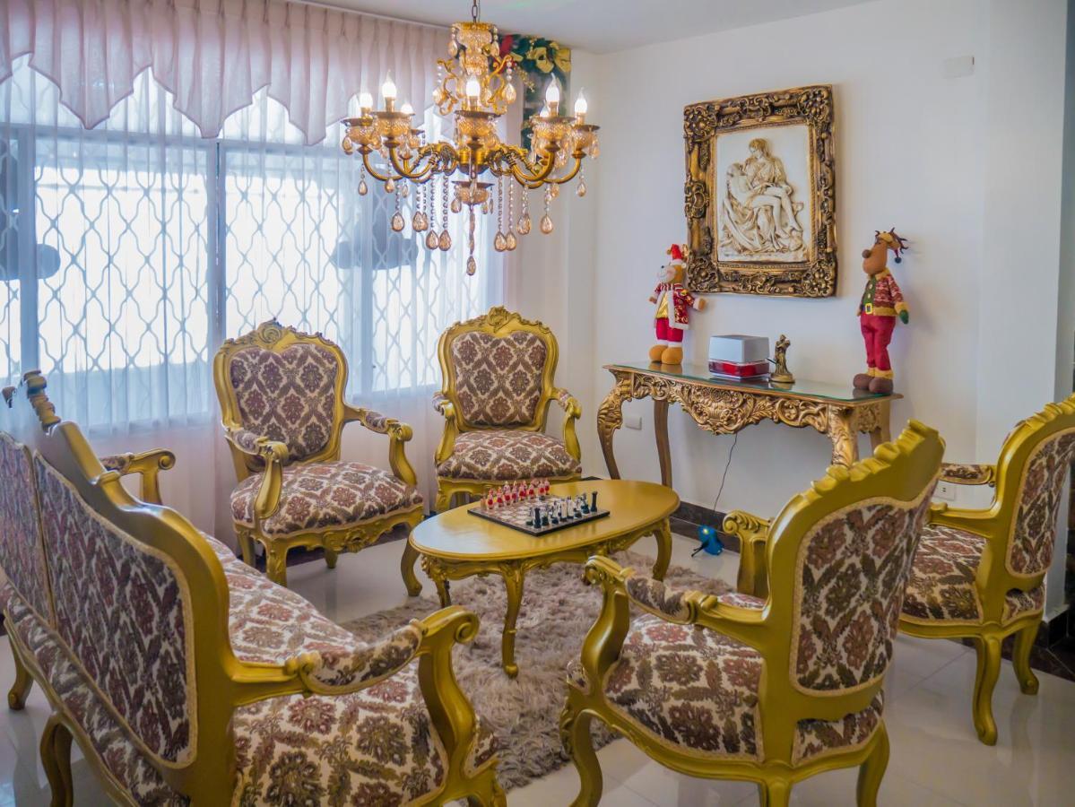 Hotel Boutique The Royalty Guayaquil Bagian luar foto